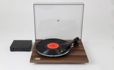 Проигрыватель винила Rega Planar 3 50th Anniversary Edition (Exact) walnut